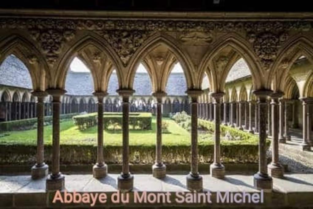 Maison Proche Du Mont Saint Michel Pontorson Buitenkant foto