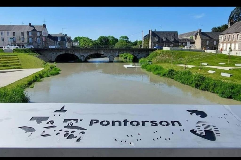 Maison Proche Du Mont Saint Michel Pontorson Buitenkant foto