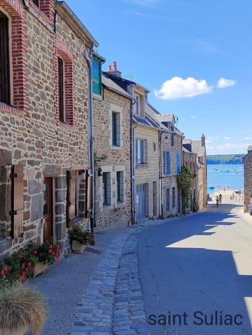 Maison Proche Du Mont Saint Michel Pontorson Buitenkant foto