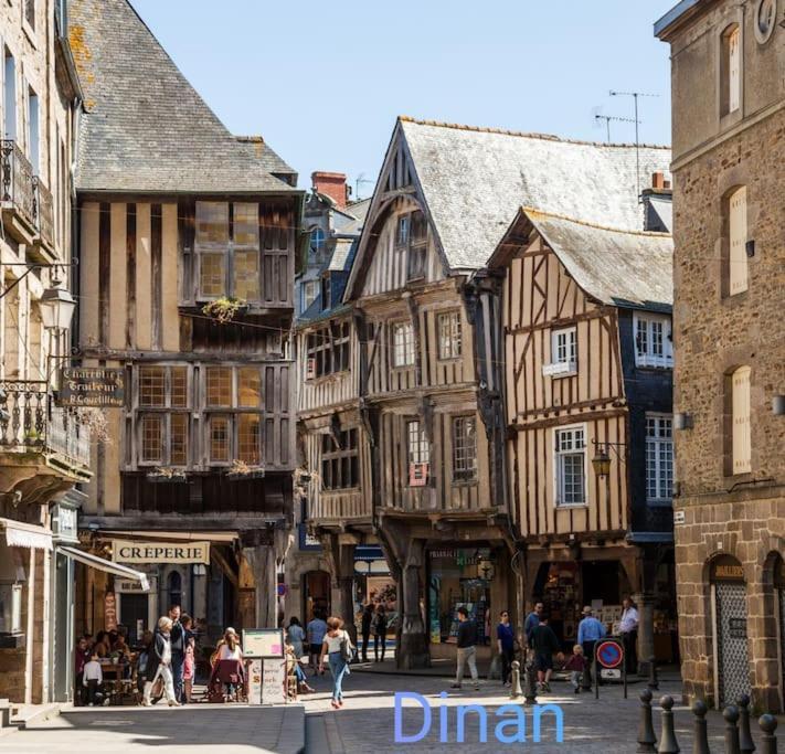 Maison Proche Du Mont Saint Michel Pontorson Buitenkant foto