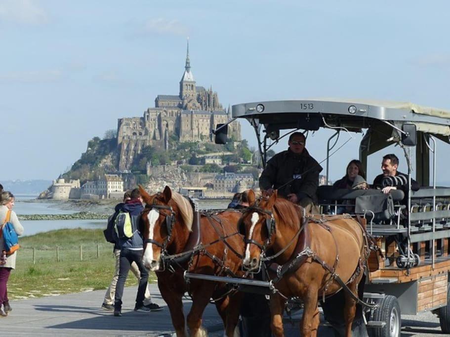 Maison Proche Du Mont Saint Michel Pontorson Buitenkant foto