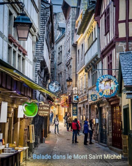 Maison Proche Du Mont Saint Michel Pontorson Buitenkant foto